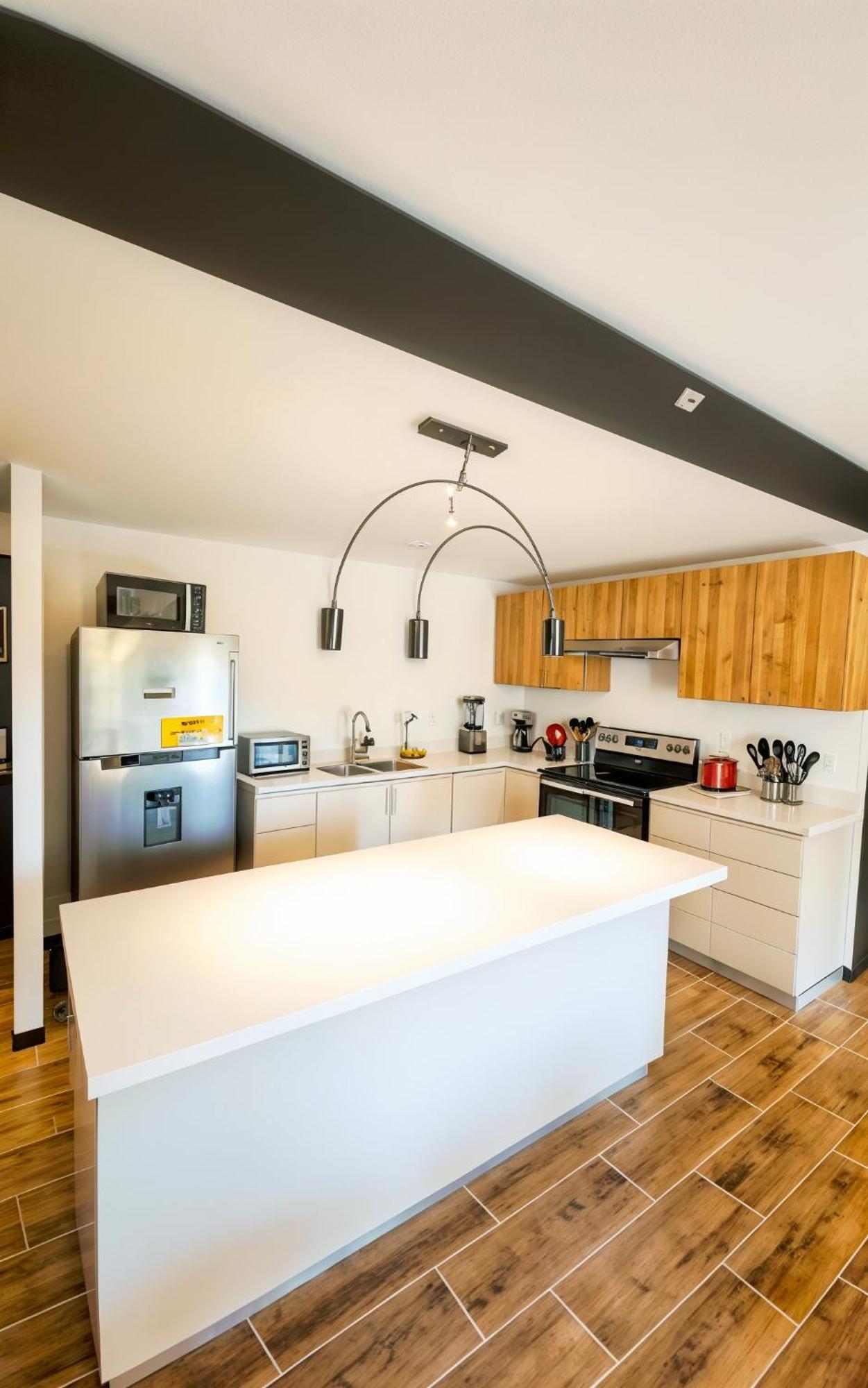 Entire Beautiful Condo With Rooftop Pool And Gym San Salvador Luaran gambar